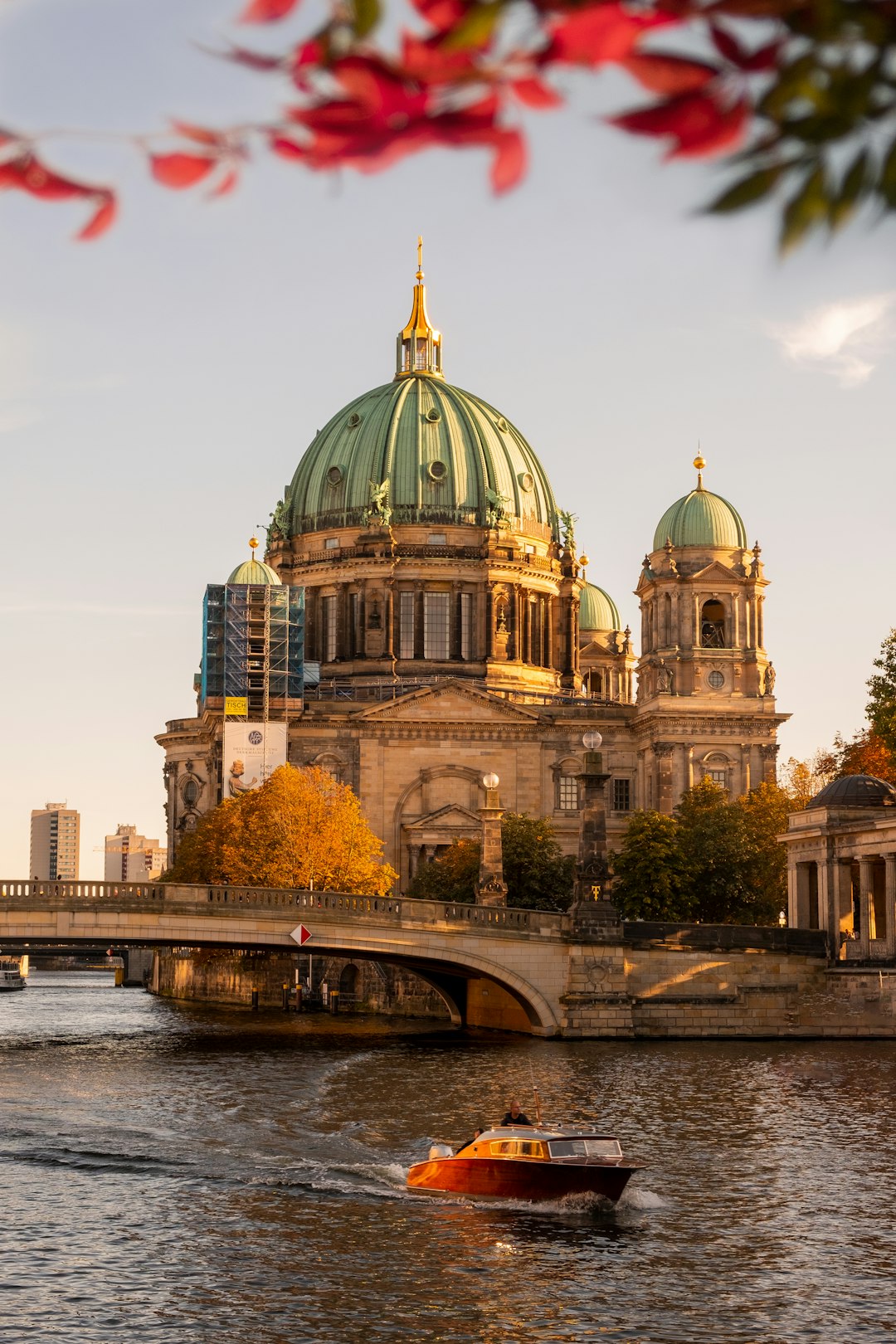 why-choose-us-01 Berlin Cathedral (Berliner Dom)